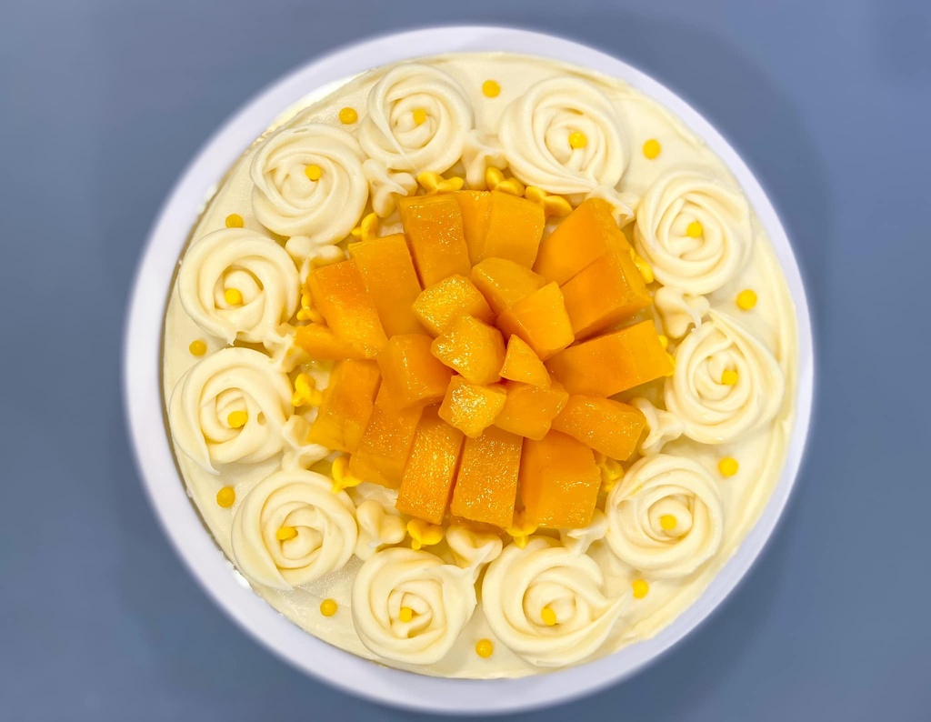 Mango White Ganache Choco Moist