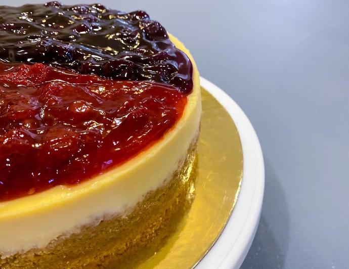 StrawBlueberry Duo New York Style Cheesecake