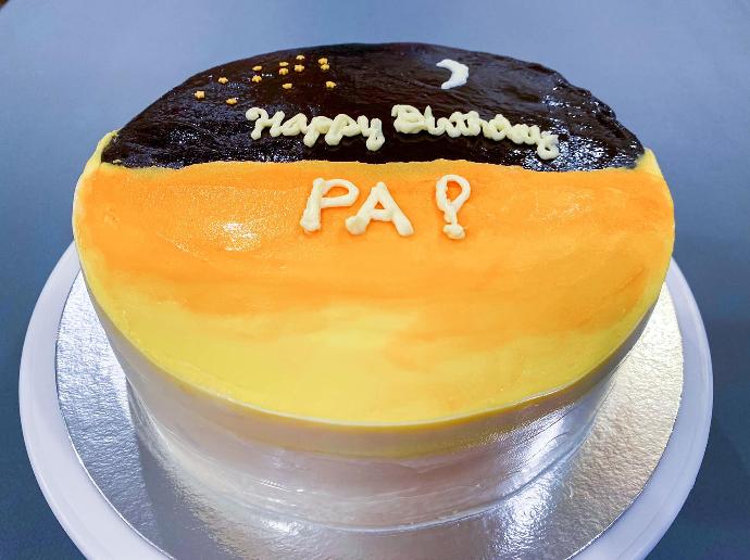 Night Minimalist Oreo Ganache Chocomoist Cake