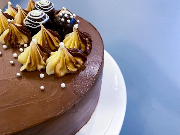 Chocolate Ganache Minimalist Cake