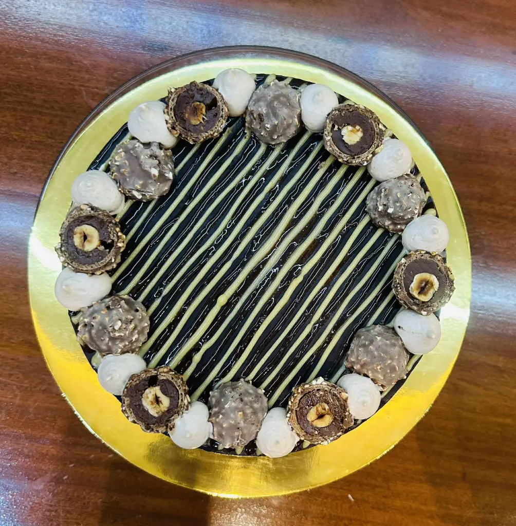 Hazelnut Rocher Chocolate New York-Style Cheesecake